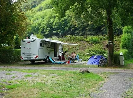 Camping Camping Du Plan Incliné *